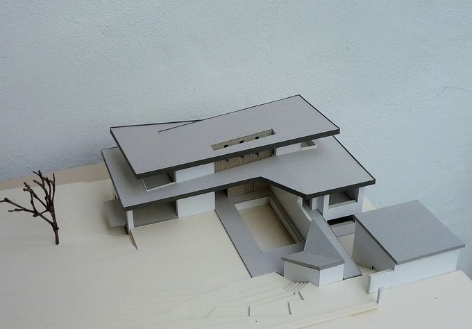 Haus T.